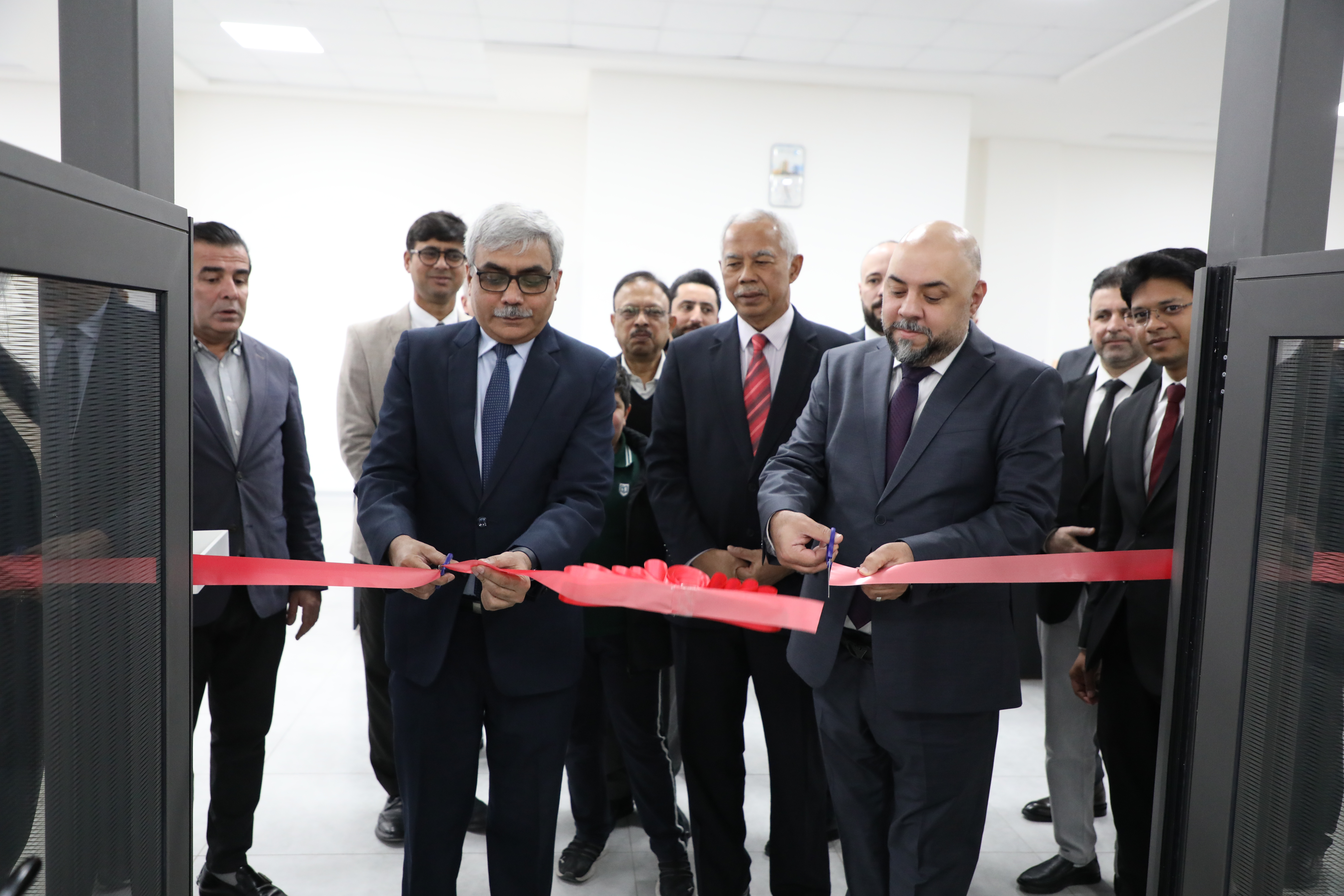 Visit of a high level Delegation from the Indian Consulate to Qaiwan International University